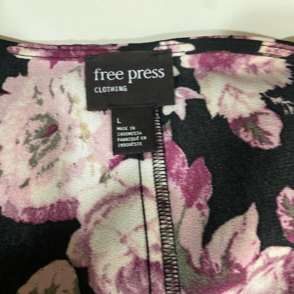 Free Press Black & Pink Floral Wrap Dress Size Large - Picture 10 of 14